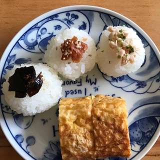 一口おむすびで朝ごはん